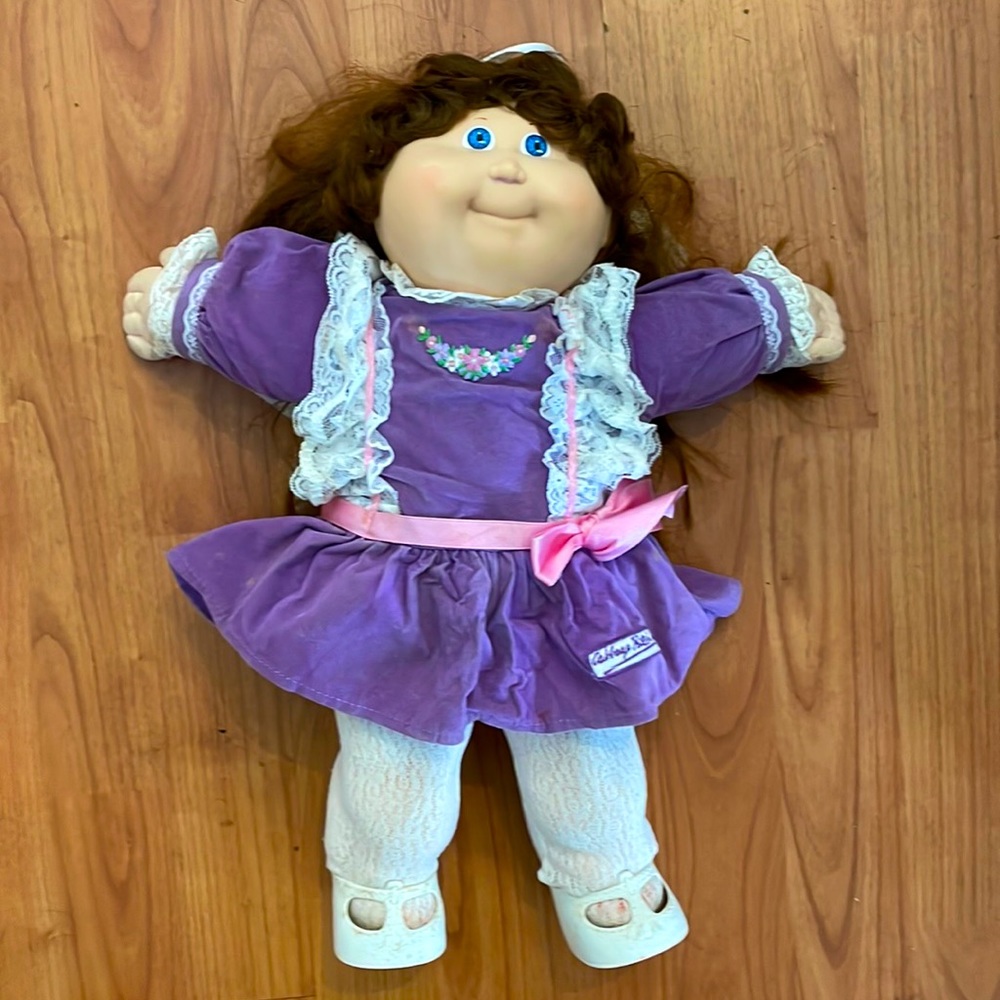 Pair of vintage Cabbage Patch Kids